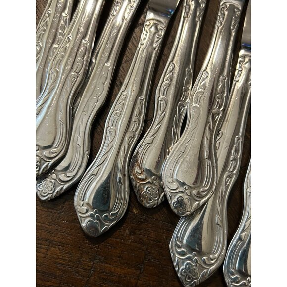 51-Piece International Silver Queens Fancy Stainless Flatware Set - Picture 4 of 11